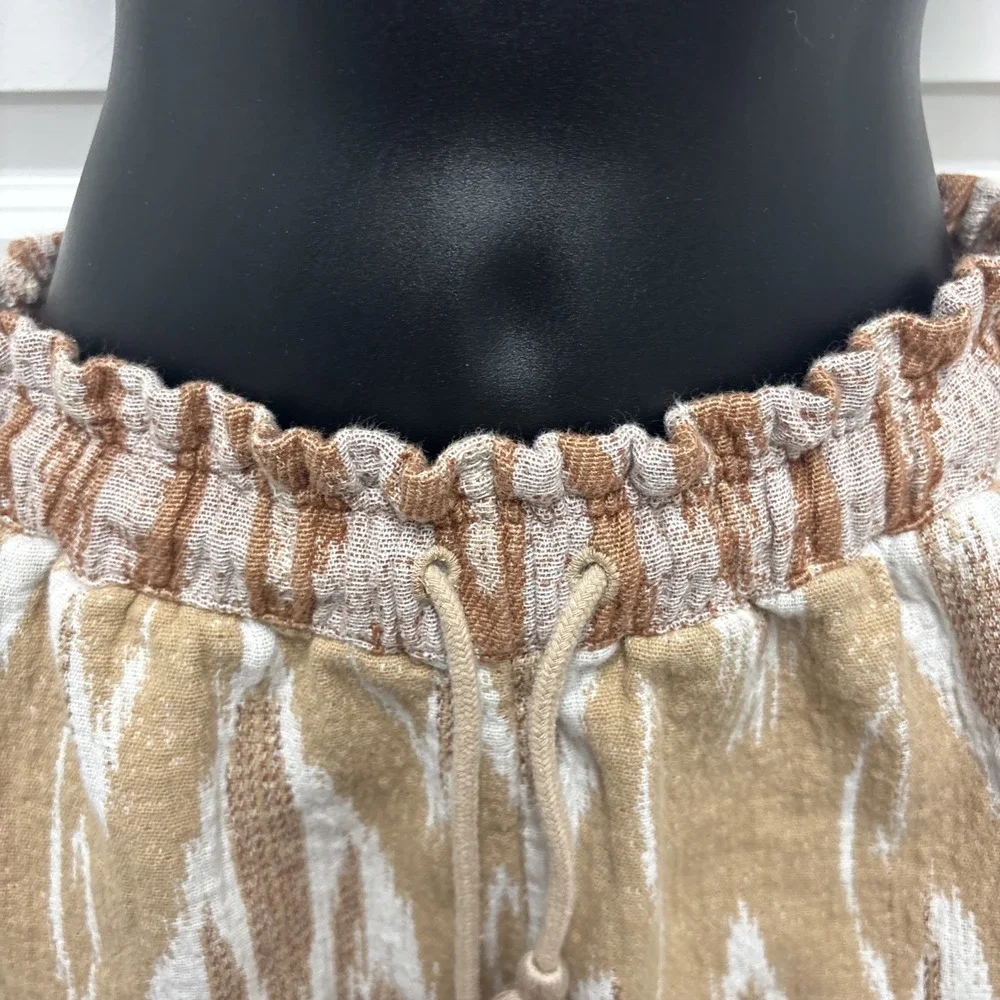 Aerie Women's Brown Tan Comfy‎ Tribal Drawstring Elastic Waist Shorts - Medium
